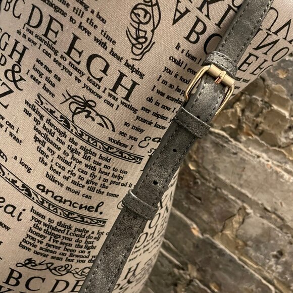 Steven by Steve Madden Black Suede & Metallic Silver Purse (Never Used) - Picture 4 of 15